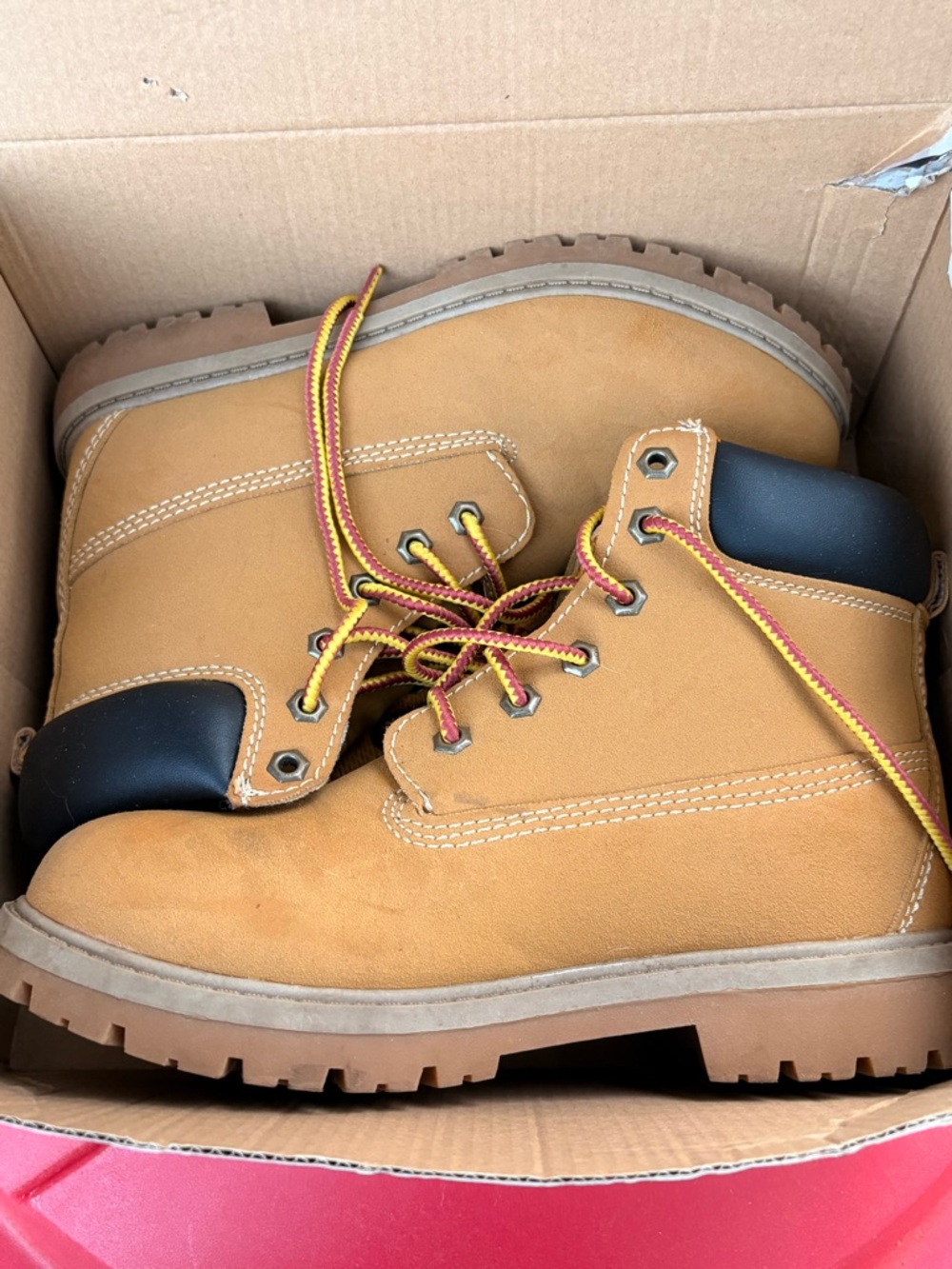 Ozark Trail Men’s Hiking Boots